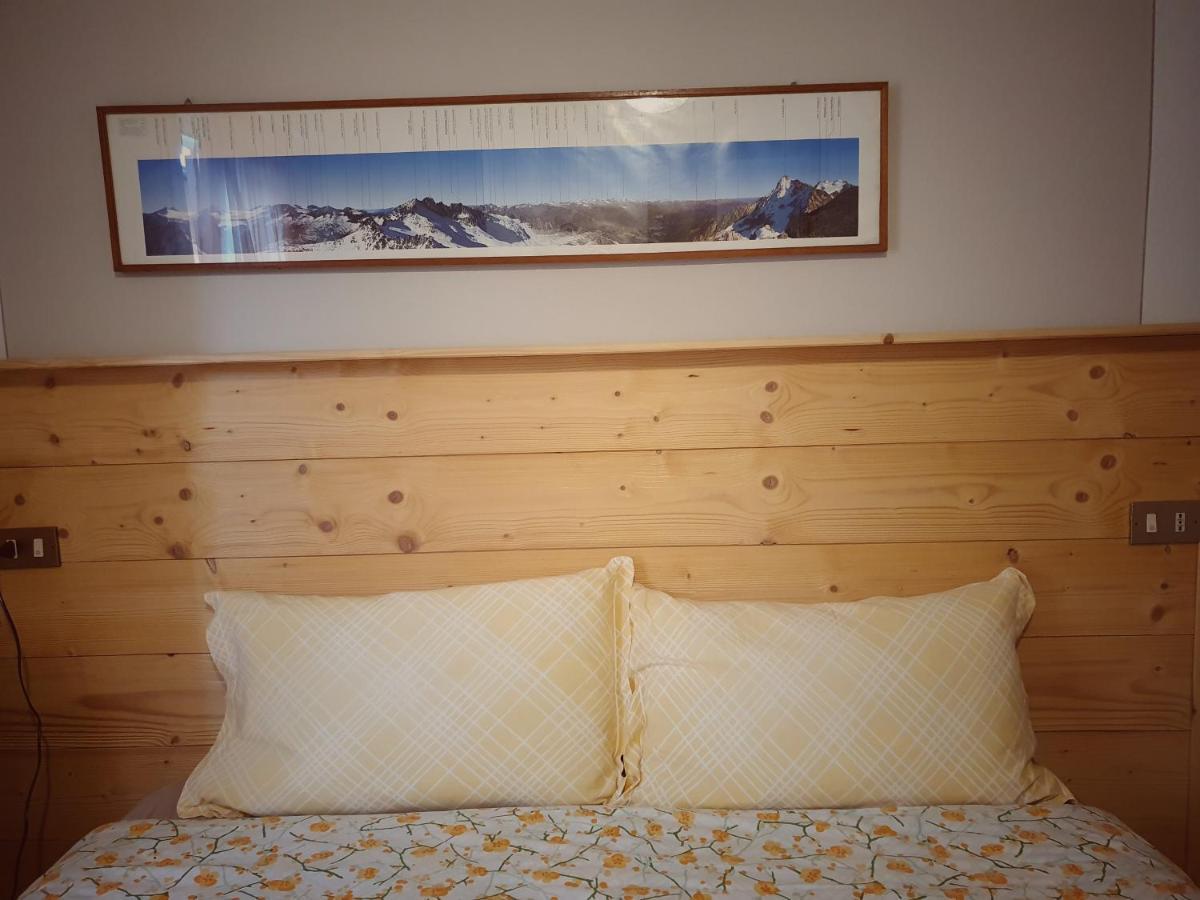 B&B Il Pettirosso Malonno Exterior foto
