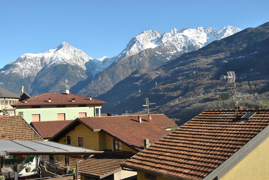 B&B Il Pettirosso Malonno Quarto foto